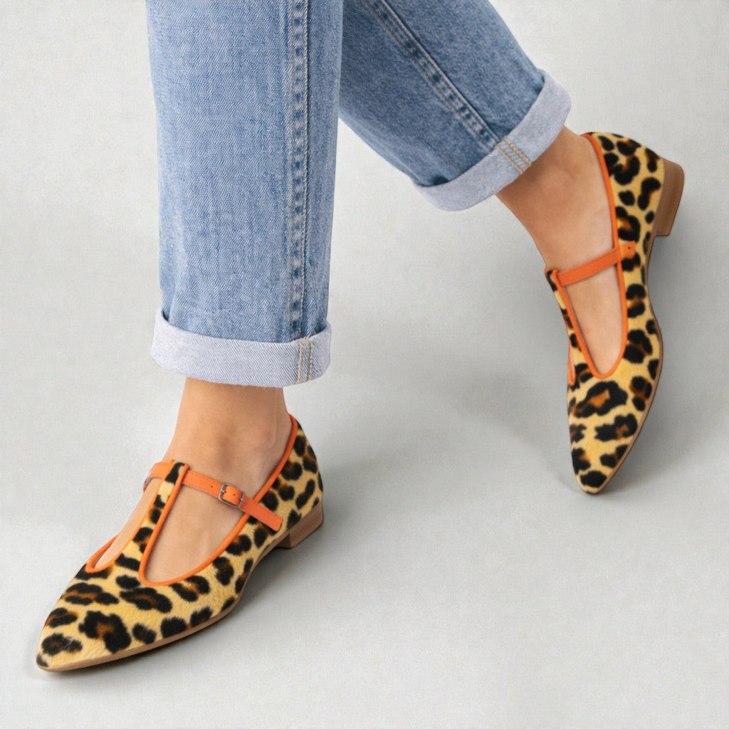 Lulu -  LEOPARD T-STRAP FLATS