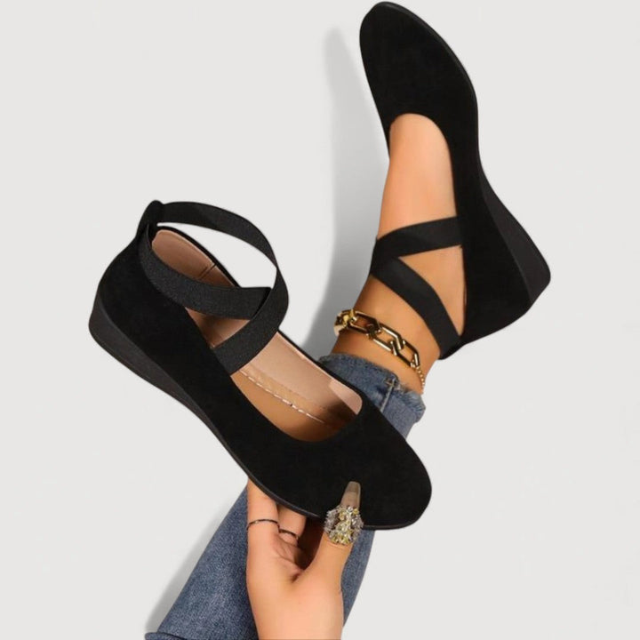 LIVIA - ELEGANT COMFORT FLATS