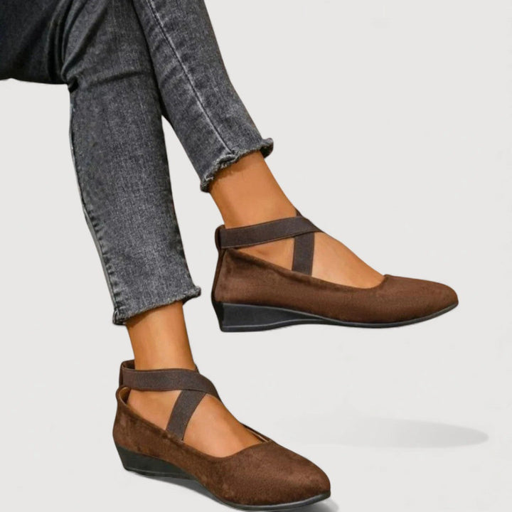 LIVIA - ELEGANT COMFORT FLATS