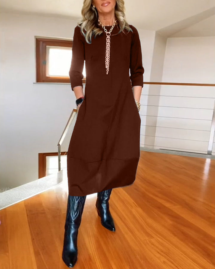 Emily - Elegant and Comfortable Dress