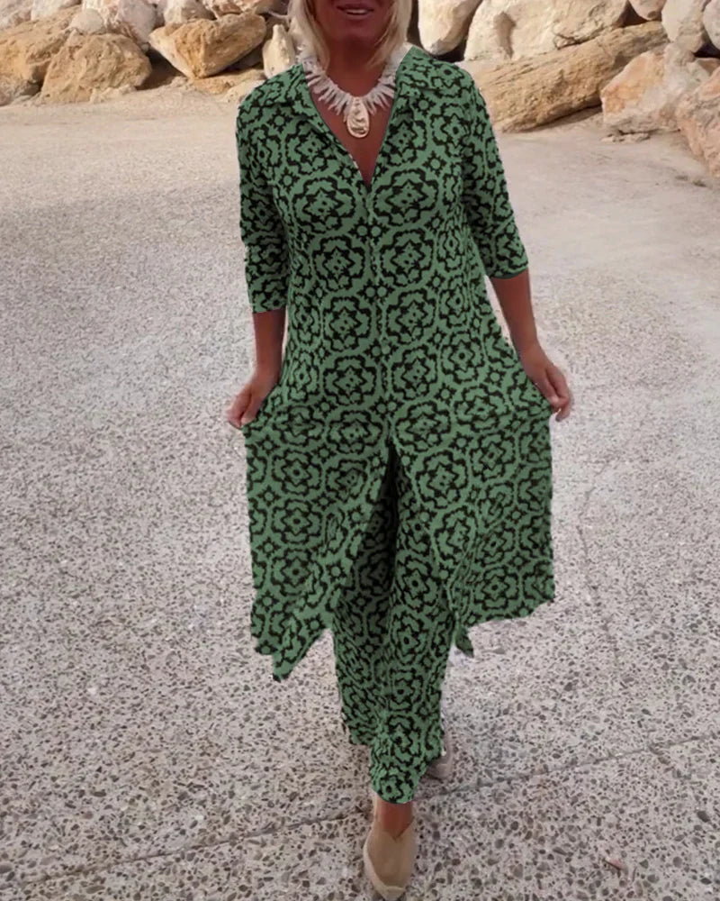 Laura - Button-Front Printed Set